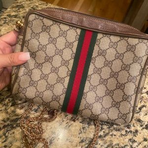 Flash sale! Authentic vintage Gucci clutch/crossbody